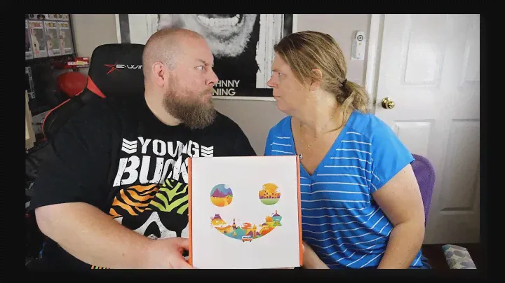 EPIC DUEL Of Tasting Snacks From AROUND THE WORLD! MUNCHPAK Subscription Box Review