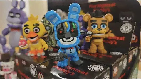 FNAF 10TH ANNIVERSARY MYSTERY MINIS!