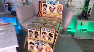 Funko One Piece Mystery Mini - Display